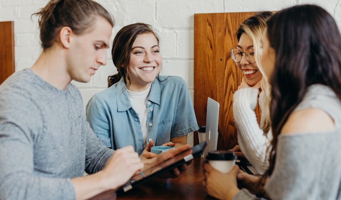 Business handshake during software evaluation